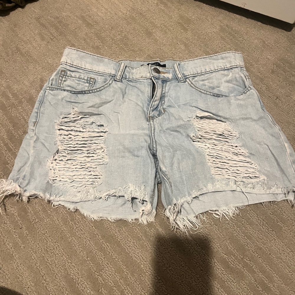 Ripped jean shorts light wash